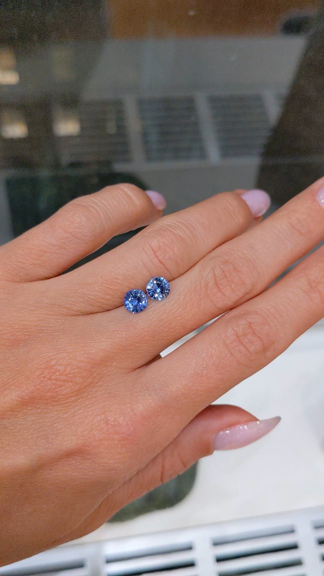 1.74&nbsp;Ct.Tw.Total Carat Weight Blue Sapphire Pair from Ceylon (Sri Lanka) Size Video