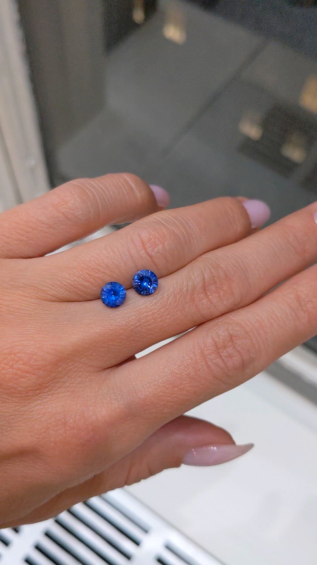 2.02&nbsp;Ct.Tw.Total Carat Weight Blue Sapphire Pair from Ceylon (Sri Lanka) Size Video