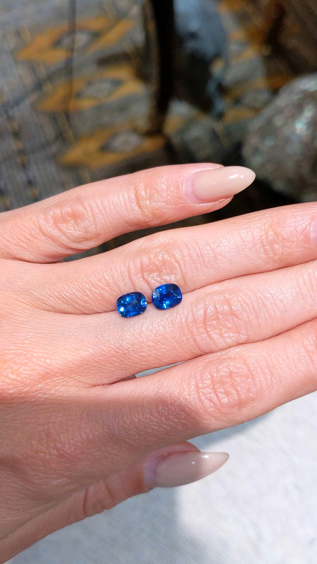 2.19&nbsp;Ct.Tw.Total Carat Weight Blue Sapphire Pair from Ceylon (Sri Lanka) Size Video