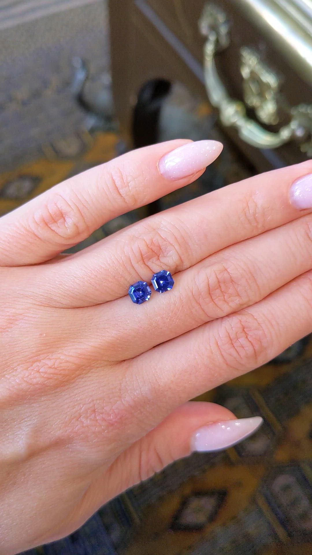 1.32&nbsp;Ct.Tw.Total Carat Weight Blue Sapphire Pair from Ceylon (Sri Lanka) Size Video