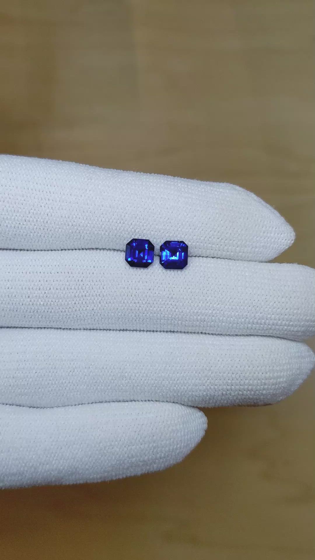 1.87&nbsp;Ct.Tw.Total Carat Weight Blue Sapphire Pair from Ceylon (Sri Lanka) Size Video