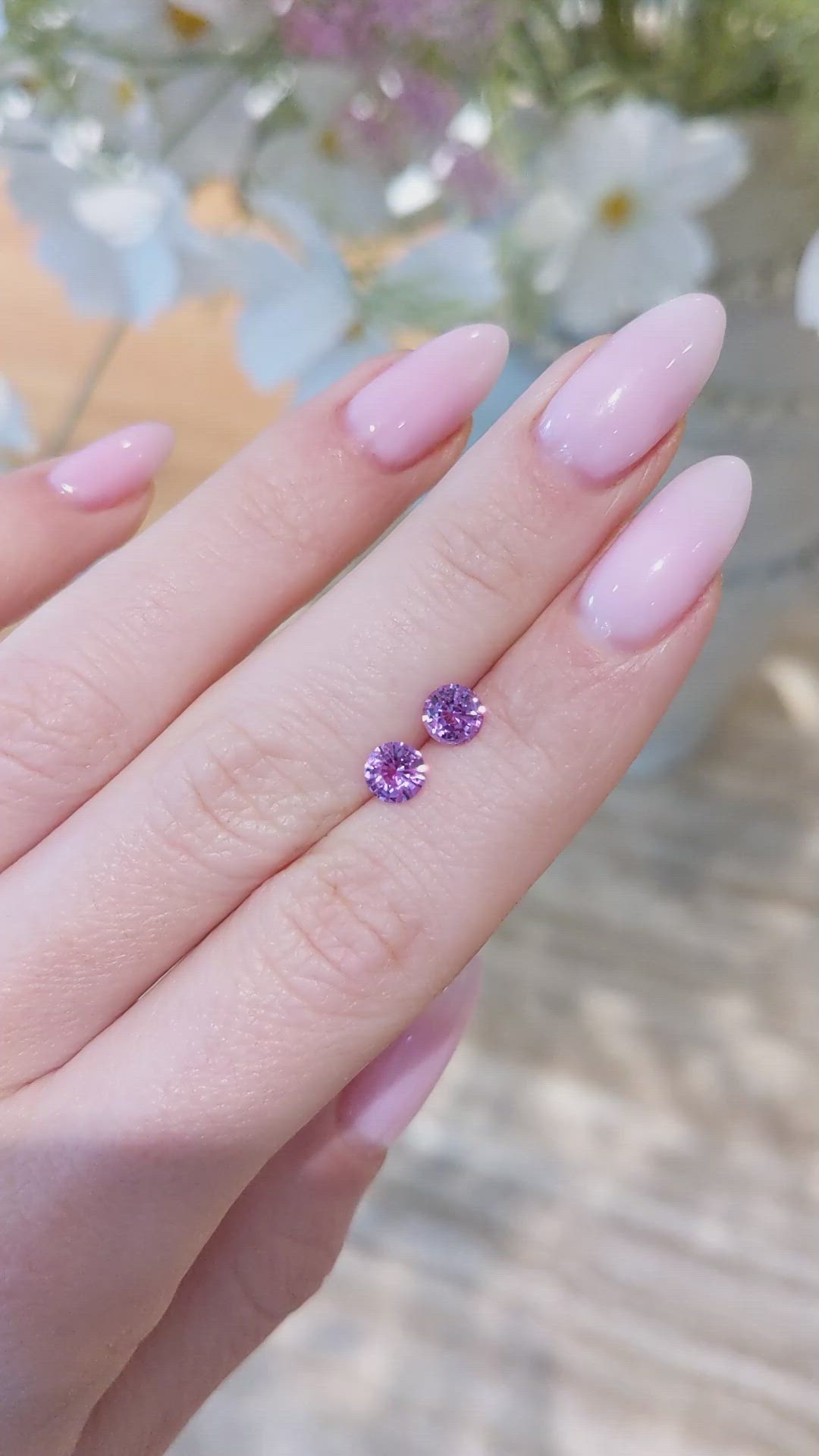 1.25&nbsp;Ct.Tw.Total Carat Weight Pink Sapphire Pair from Ceylon (Sri Lanka) Size Video