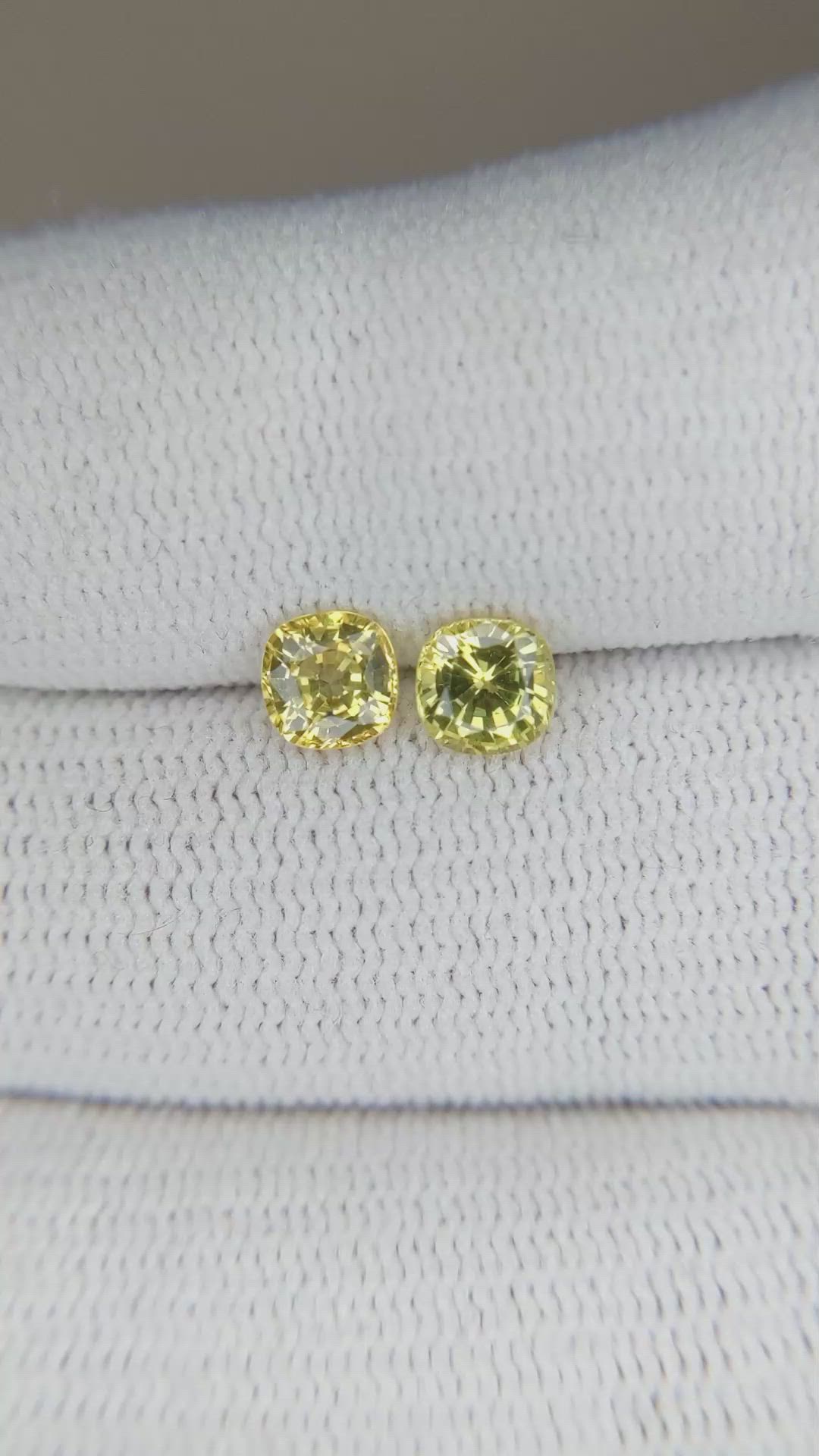 1.33&nbsp;Ct.Tw.Total Carat Weight Yellow Sapphire Pair from Ceylon (Sri Lanka) Size Video