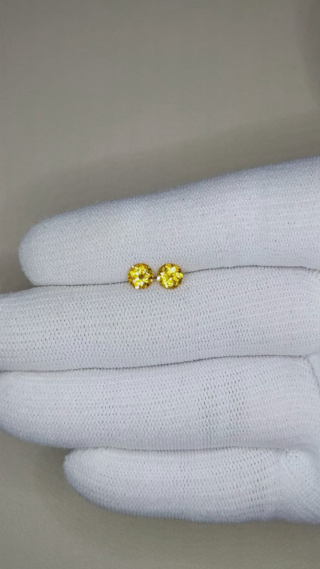 1.09 Ct.Tw.Total Carat Weight Yellow Sapphire Pair from Ceylon (Sri Lanka) Size Video