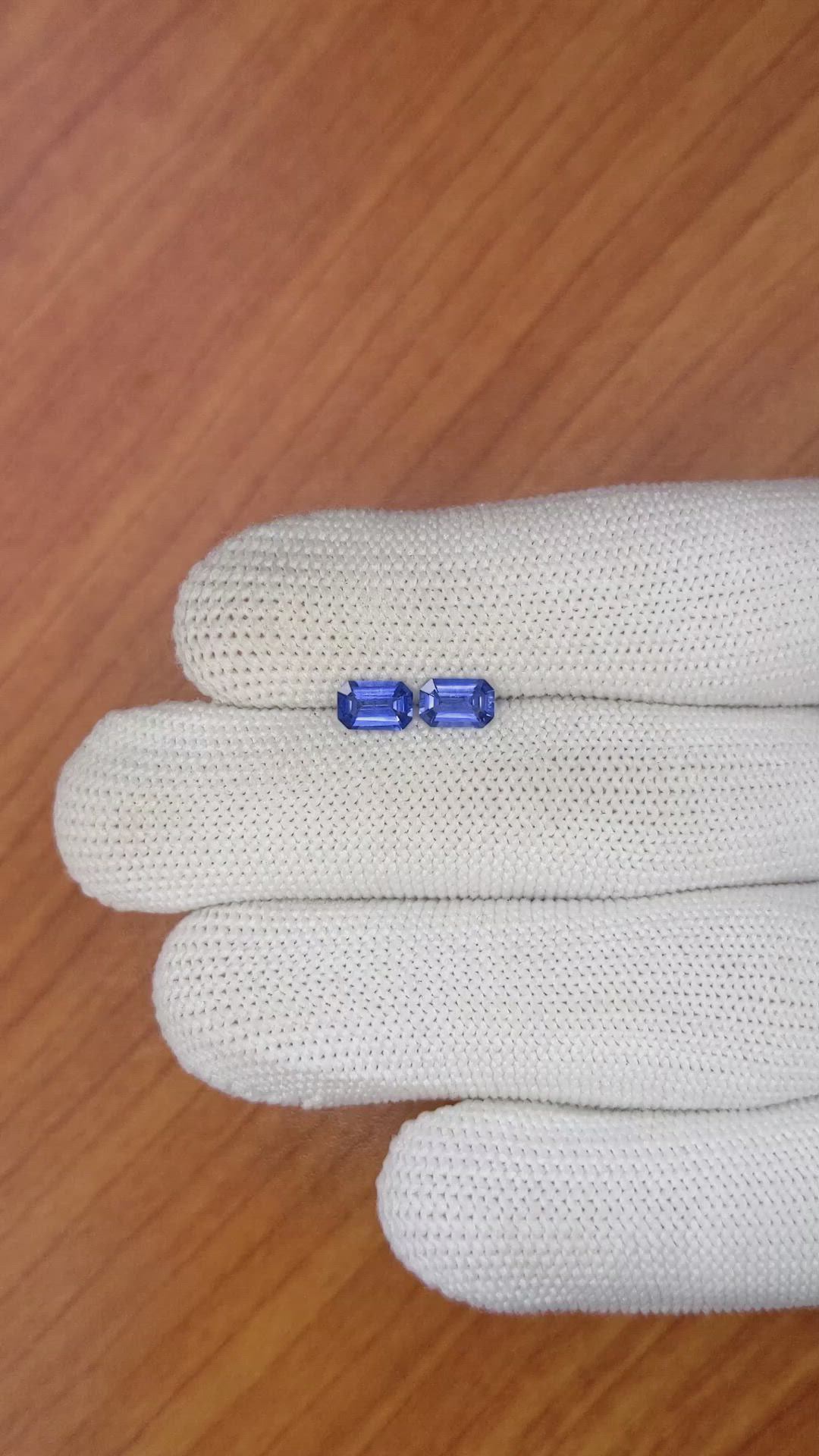 1.22 Ct.Tw.Total Carat Weight Blue Sapphire Pair from Ceylon (Sri Lanka) Size Video
