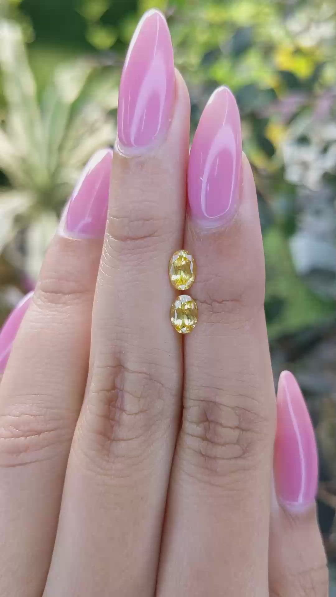 1.00&nbsp;Ct.Tw.Total Carat Weight Yellow Sapphire Pair from Ceylon (Sri Lanka) Size Video