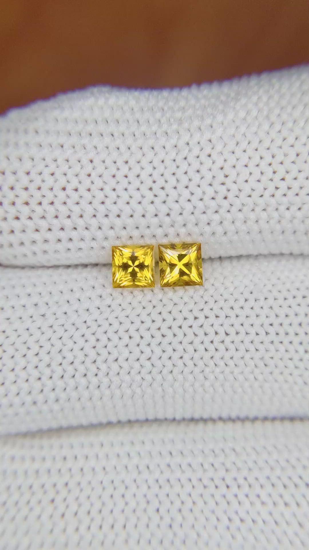 0.90 Ct.Tw.Total Carat Weight Orangish Yellow Sapphire Pair from Ceylon (Sri Lanka) Size Video