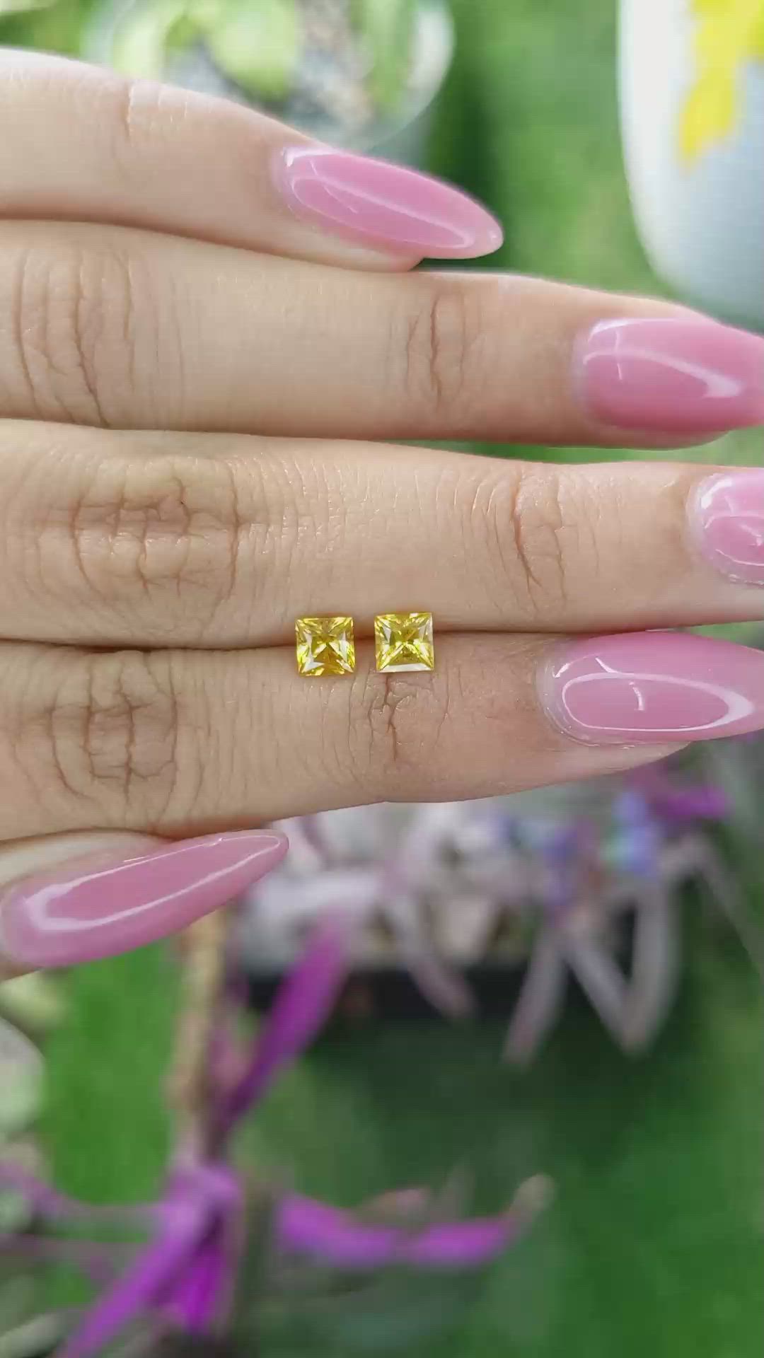 0.97&nbsp;Ct.Tw.Total Carat Weight Yellow Sapphire Pair from Ceylon (Sri Lanka) Size Video