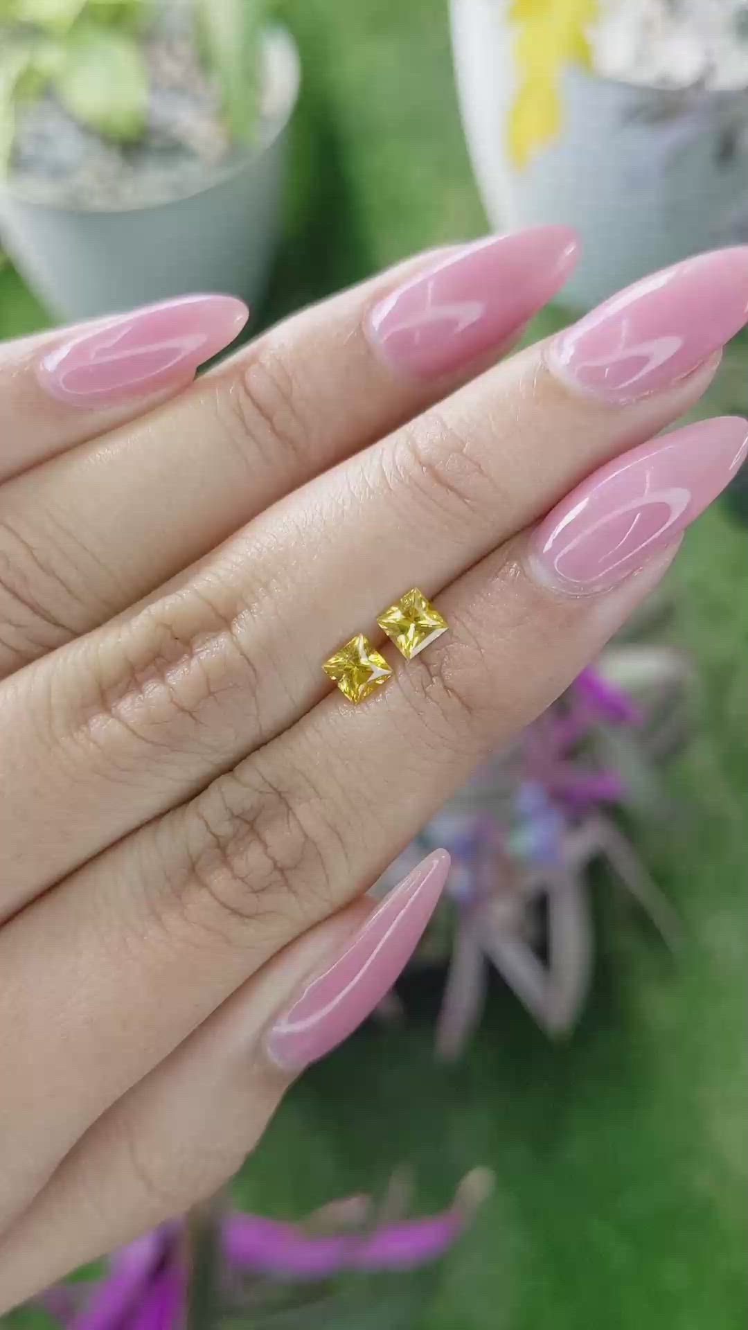 0.97&nbsp;Ct.Tw.Total Carat Weight Yellow Sapphire Pair from Ceylon (Sri Lanka) Size Video