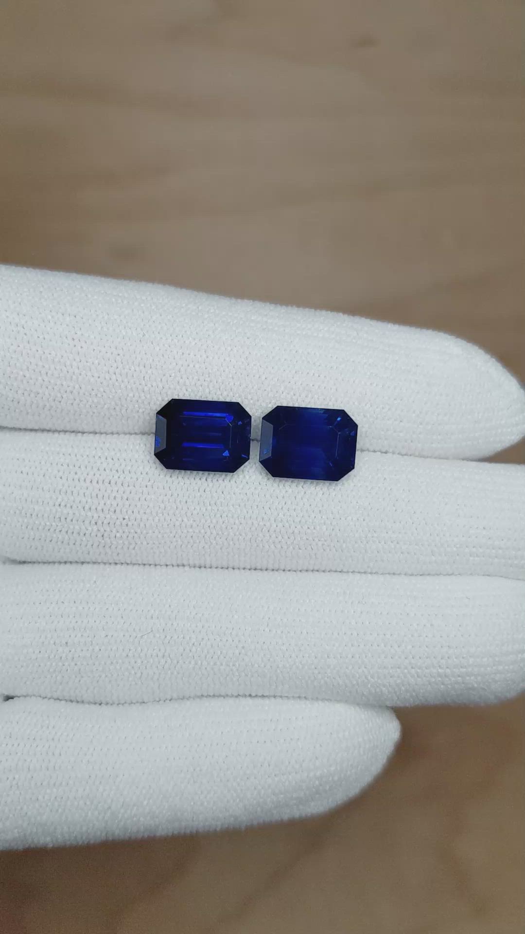 10.66&nbsp;Ct.Tw.Total Carat Weight Blue Sapphire Pair from Ceylon (Sri Lanka) Size Video