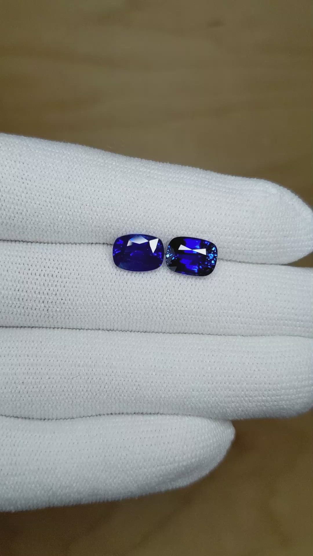 5.64&nbsp;Ct.Tw.Total Carat Weight Blue Sapphire Pair from Ceylon (Sri Lanka) Size Video