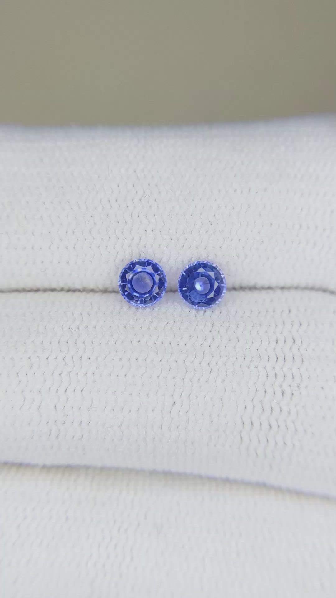 0.60&nbsp;Ct.Tw.Total Carat Weight Blue Sapphire Pair from Ceylon (Sri Lanka) Size Video