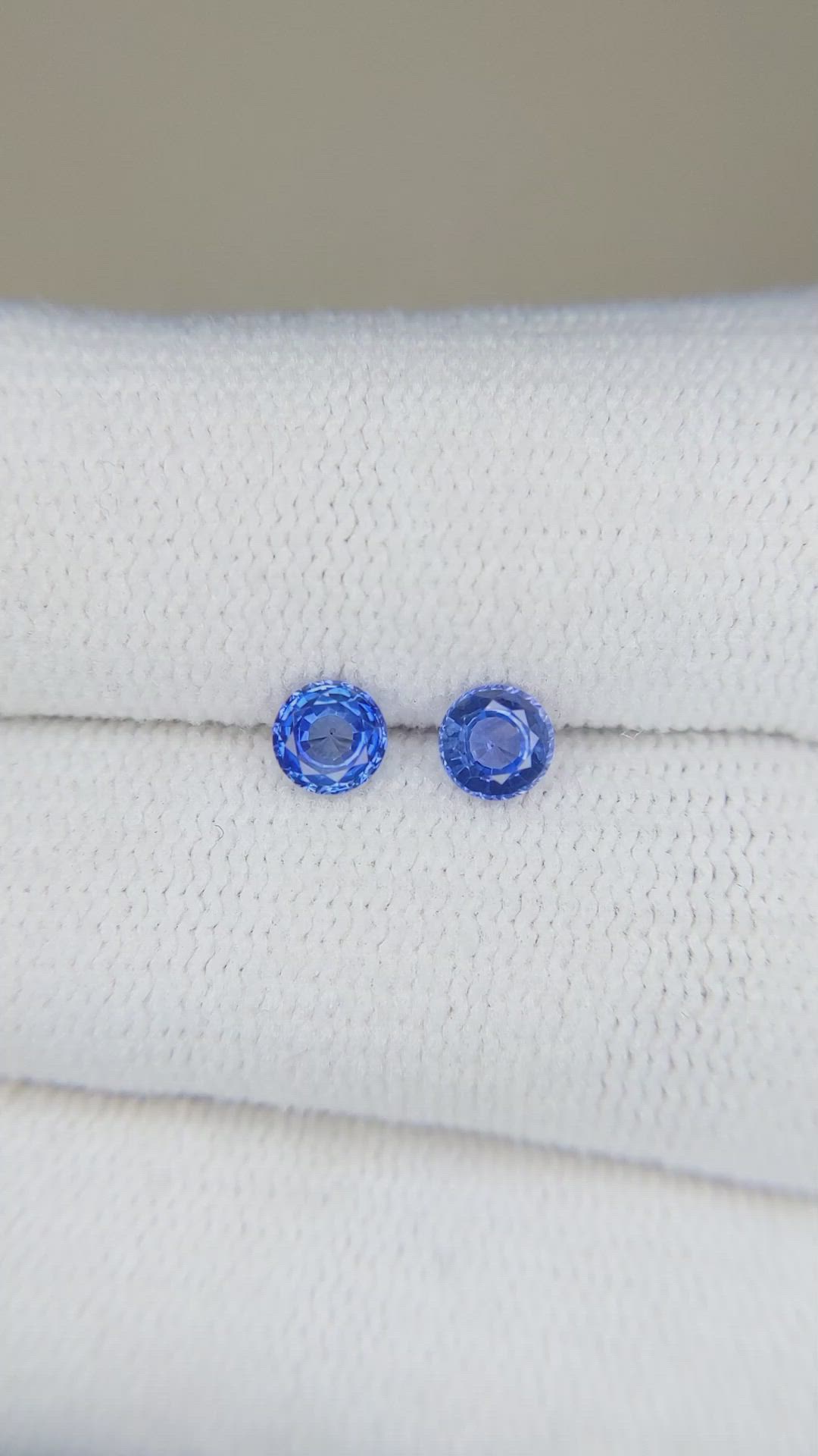 0.60&nbsp;Ct.Tw.Total Carat Weight Blue Sapphire Pair from Ceylon (Sri Lanka) Size Video