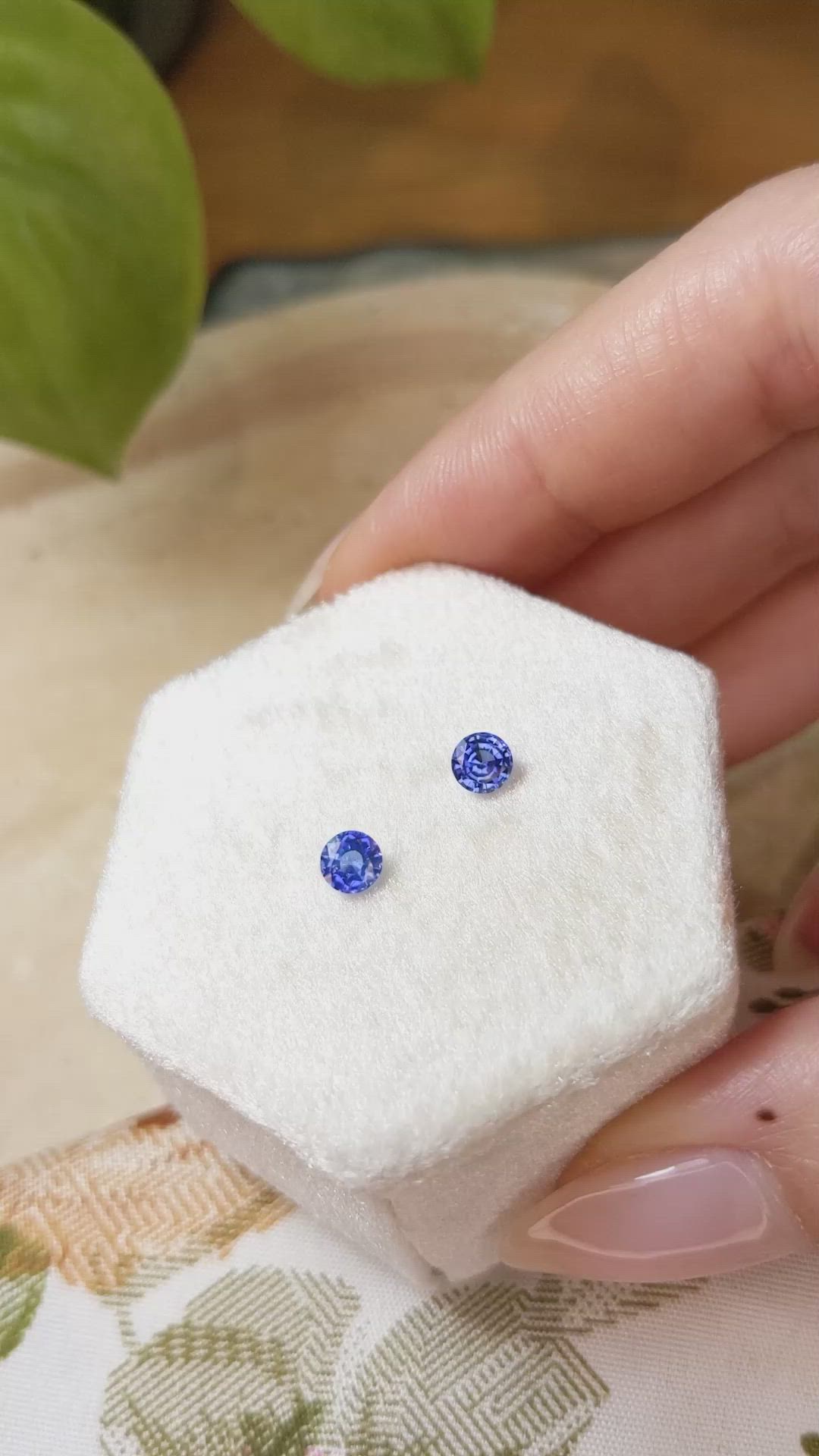 0.78&nbsp;Ct.Tw.Total Carat Weight Blue Sapphire Pair from Ceylon (Sri Lanka) Size Video