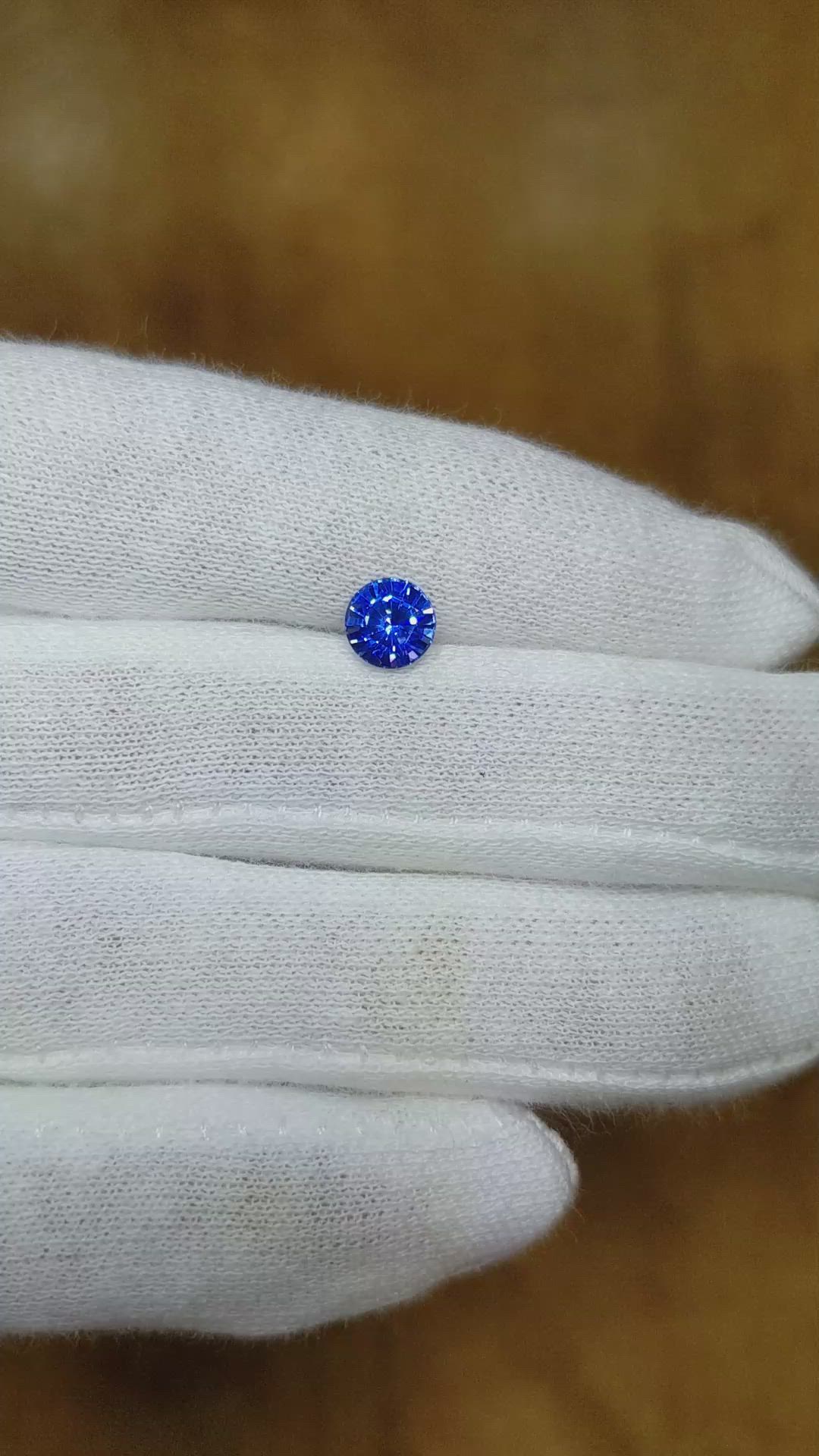 1.18 Ct. Blue Sapphire from Ceylon (Sri Lanka) Size Video