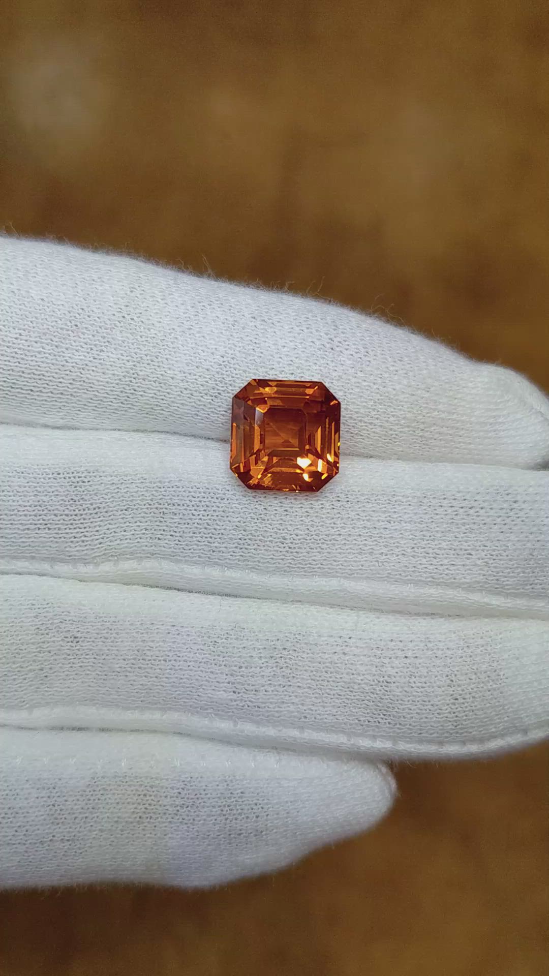 8.01 Ct. Orange Sapphire from Ceylon (Sri Lanka) Size Video