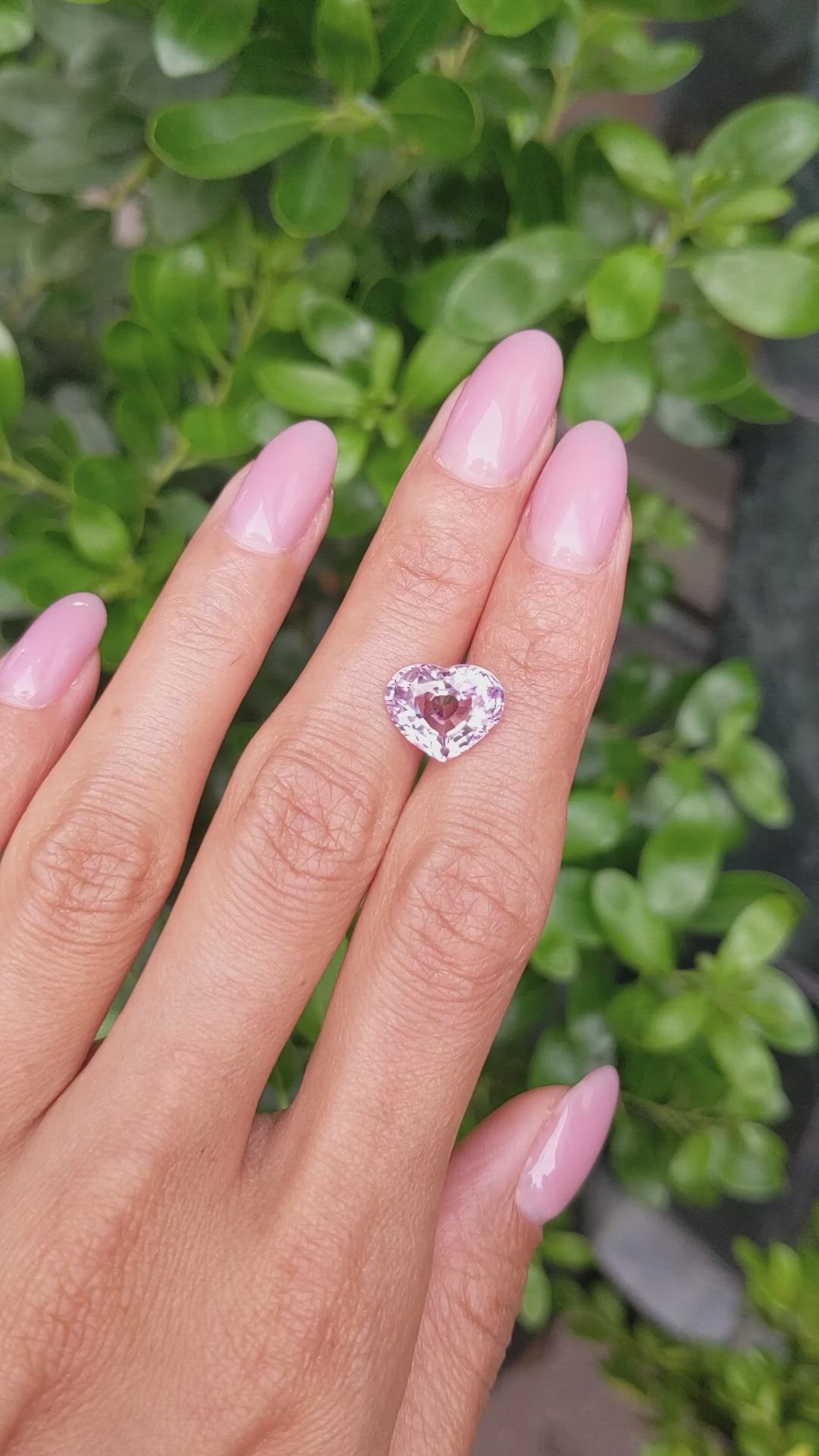 5.25 Ct. Pink Sapphire from Ceylon (Sri Lanka) Size Video
