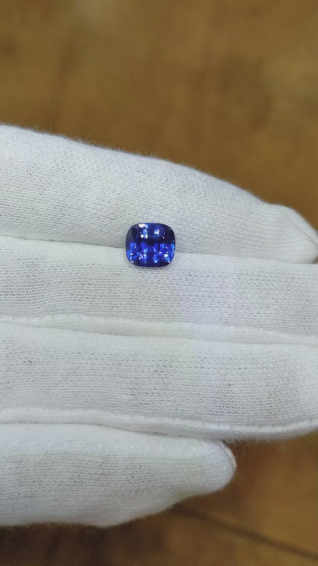 2.54 Ct. Blue Sapphire from Ceylon (Sri Lanka) Size Video