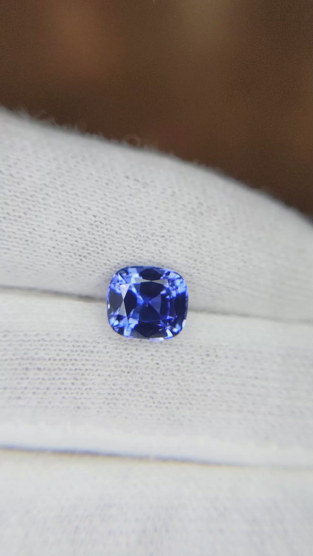2.54 Ct. Blue Sapphire from Ceylon (Sri Lanka) Size Video