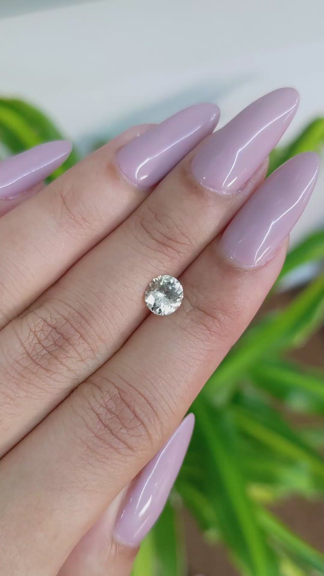 1.01 Ct. Yellow Sapphire from Ceylon (Sri Lanka) Size Video