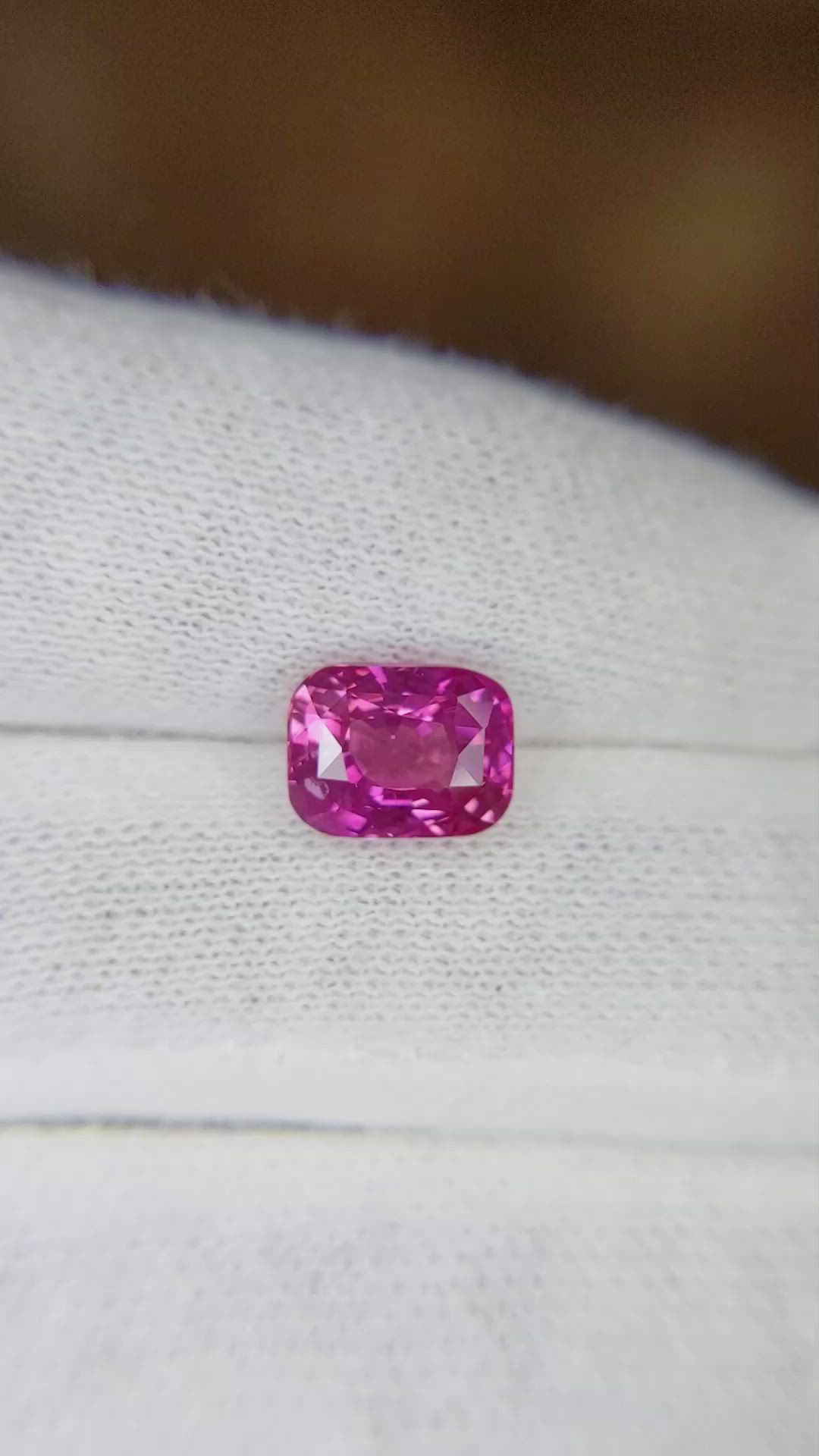 2.62 Ct. Pink Sapphire from Ceylon (Sri Lanka) Size Video