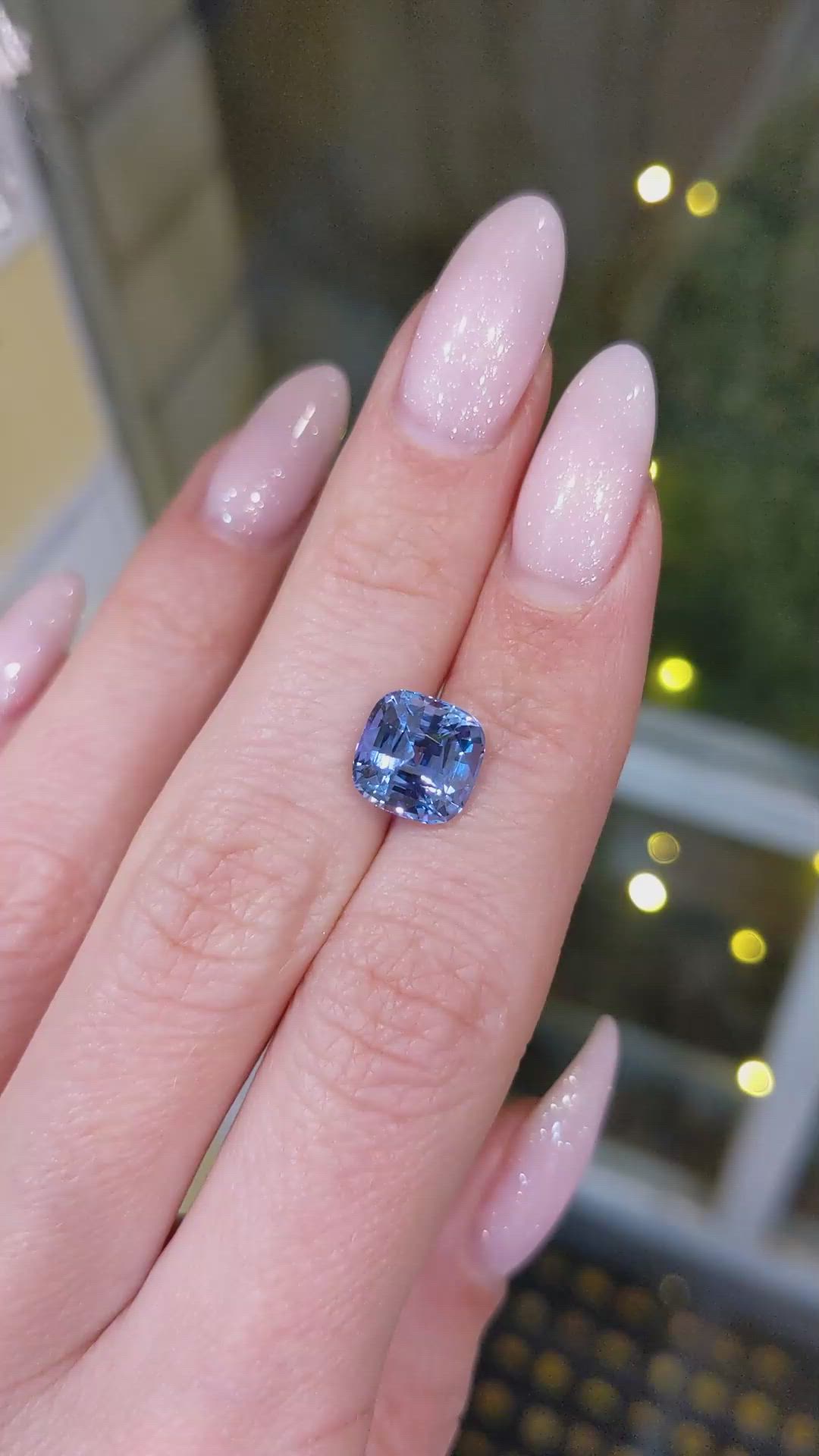 4.09 Ct. Blue Sapphire from Ceylon (Sri Lanka) Size Video