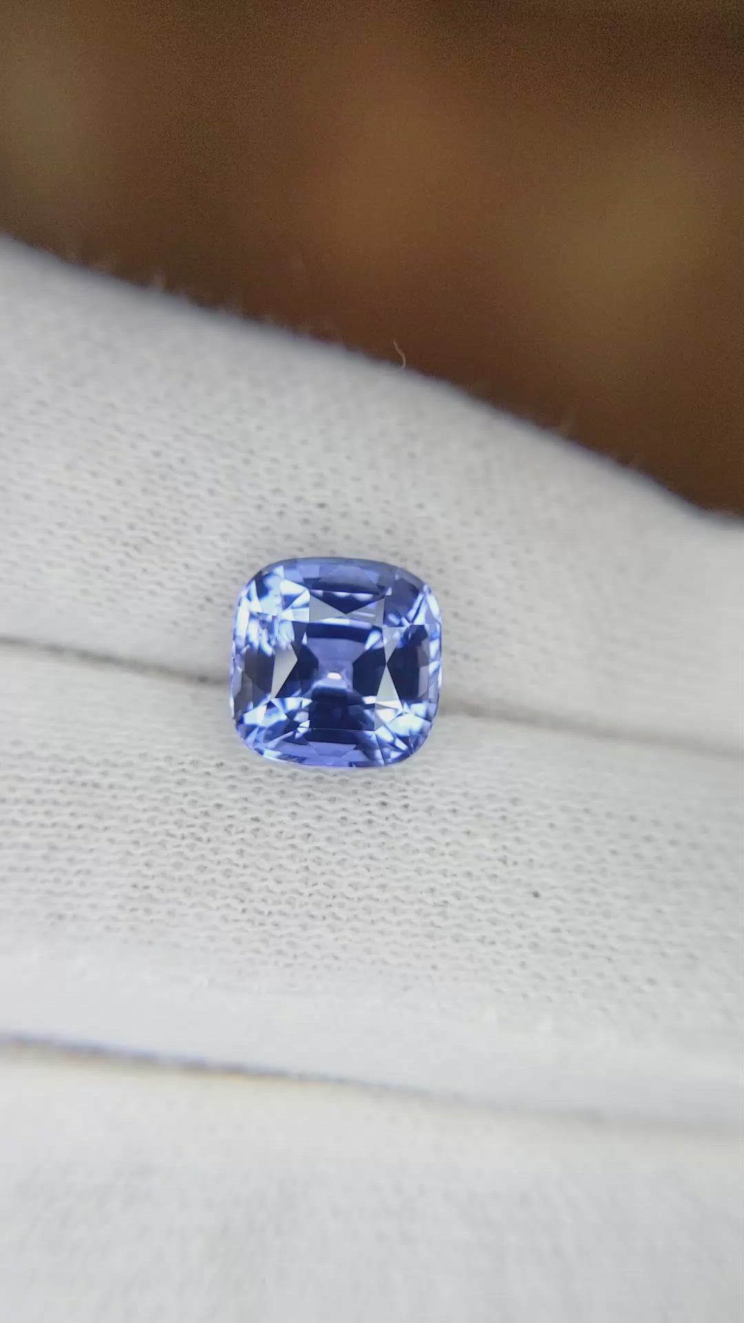 4.09 Ct. Blue Sapphire from Ceylon (Sri Lanka) Size Video