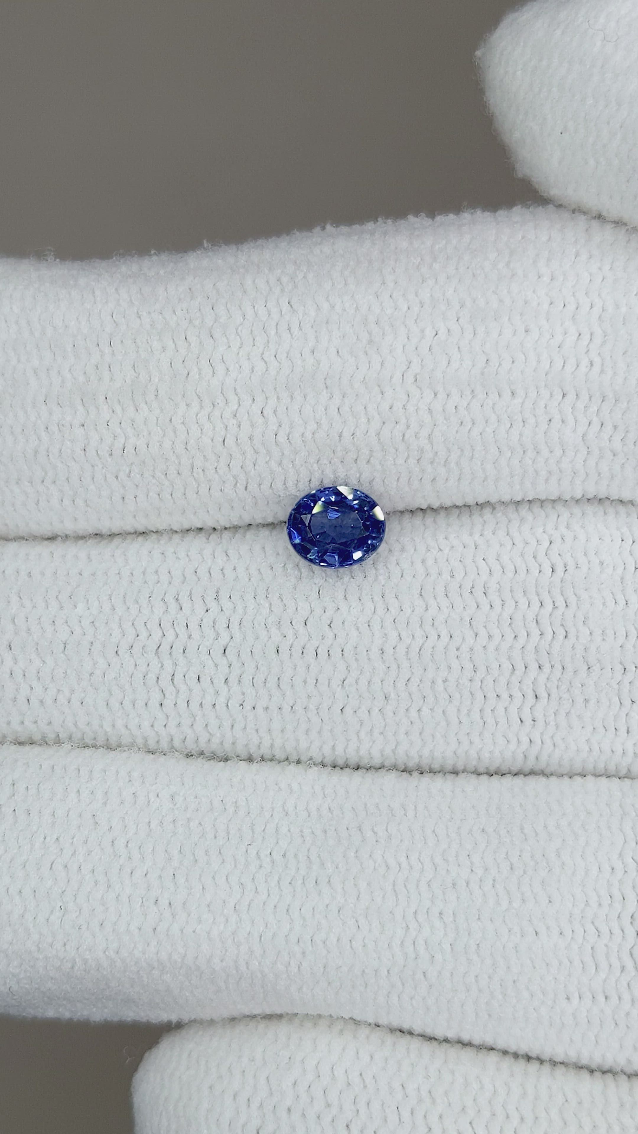 0.53 Ct. Blue Sapphire from Ceylon (Sri Lanka) Size Video