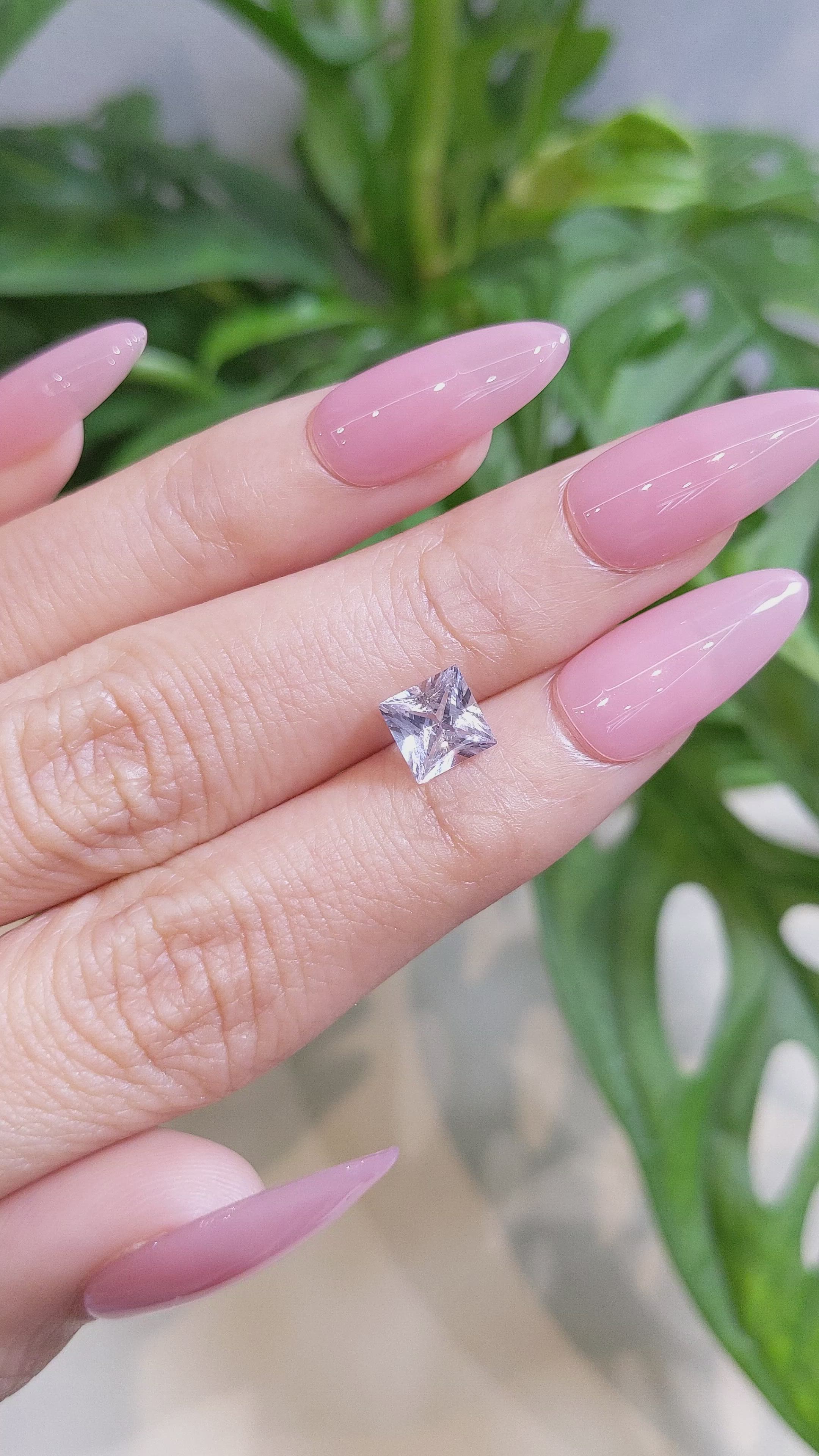 1.42 Ct. White Sapphire from Ceylon (Sri Lanka) Size Video
