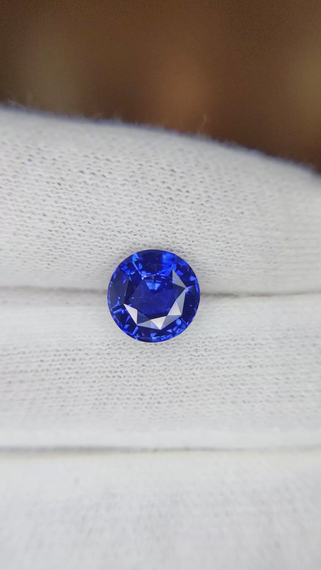 3.00 Ct. Blue Sapphire from Ceylon (Sri Lanka) Size Video