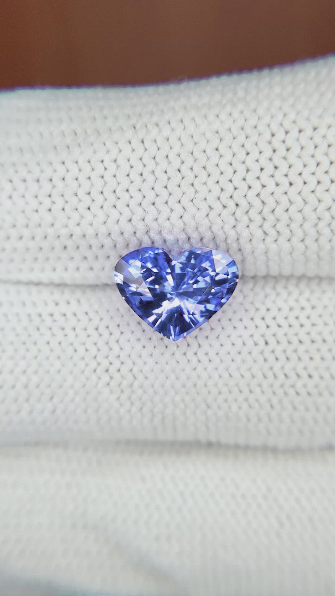 2.79 Ct. Blue Sapphire from Ceylon (Sri Lanka) Size Video