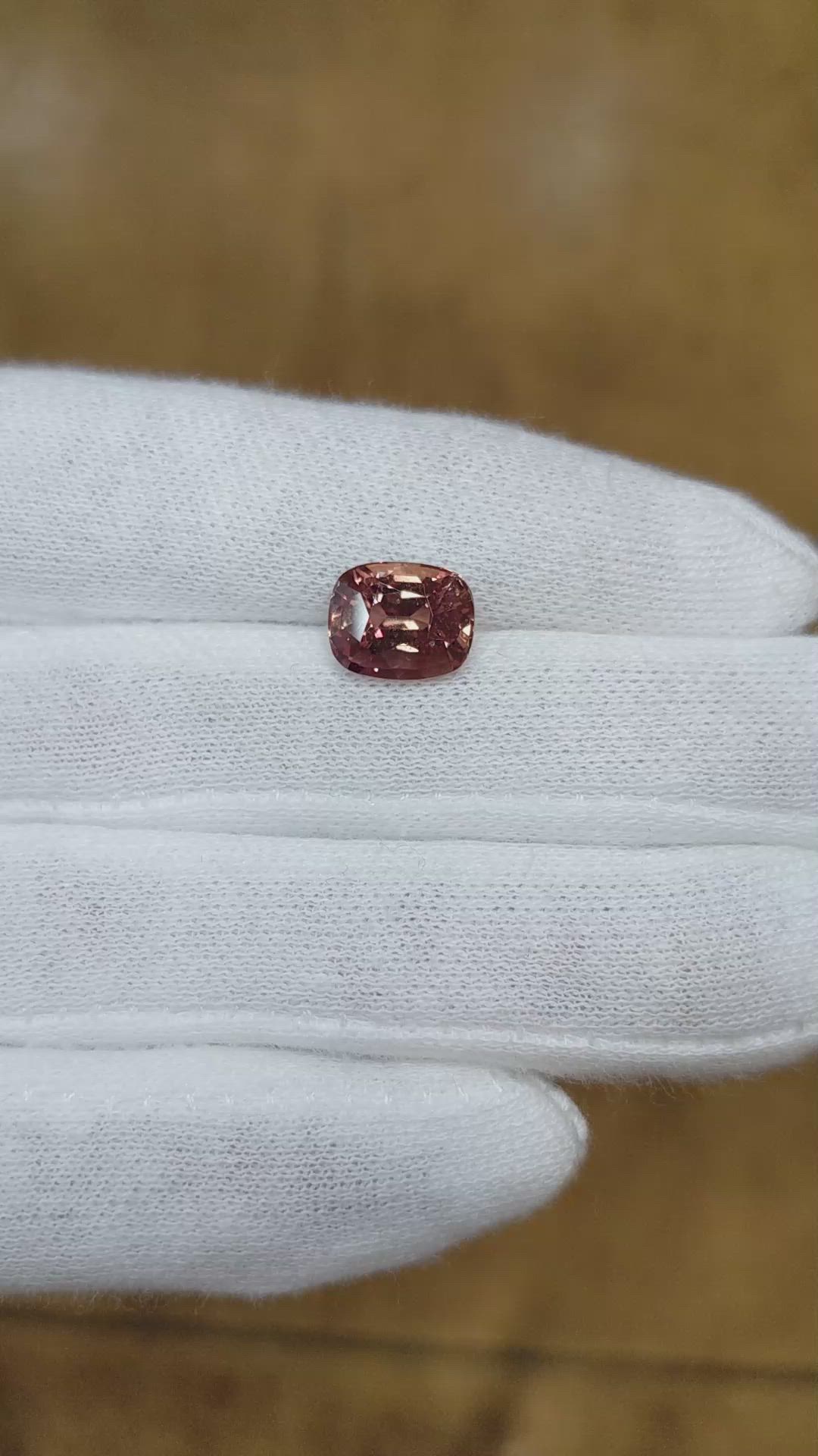 4.03 Ct. Padparadscha Sapphire from Madagascar Size Video