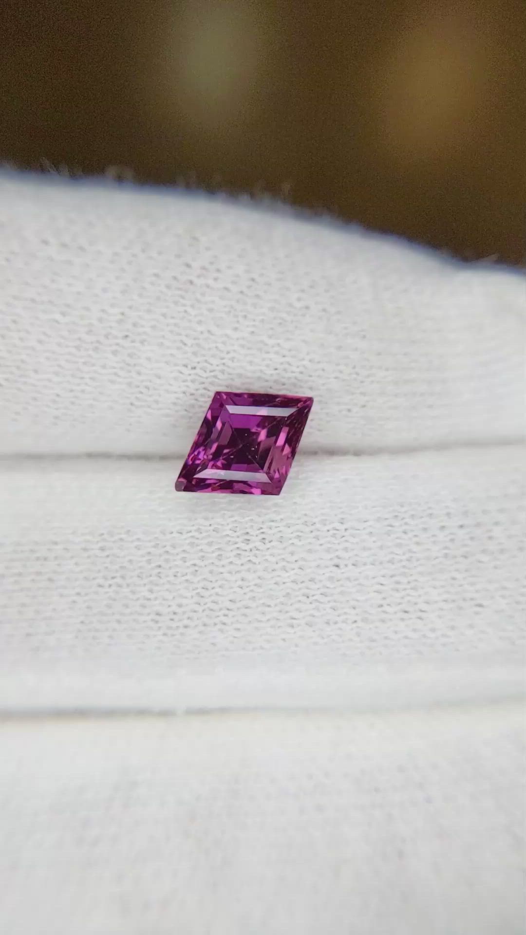 1.81 Ct. Purplish Pink Sapphire from Ceylon (Sri Lanka) Size Video