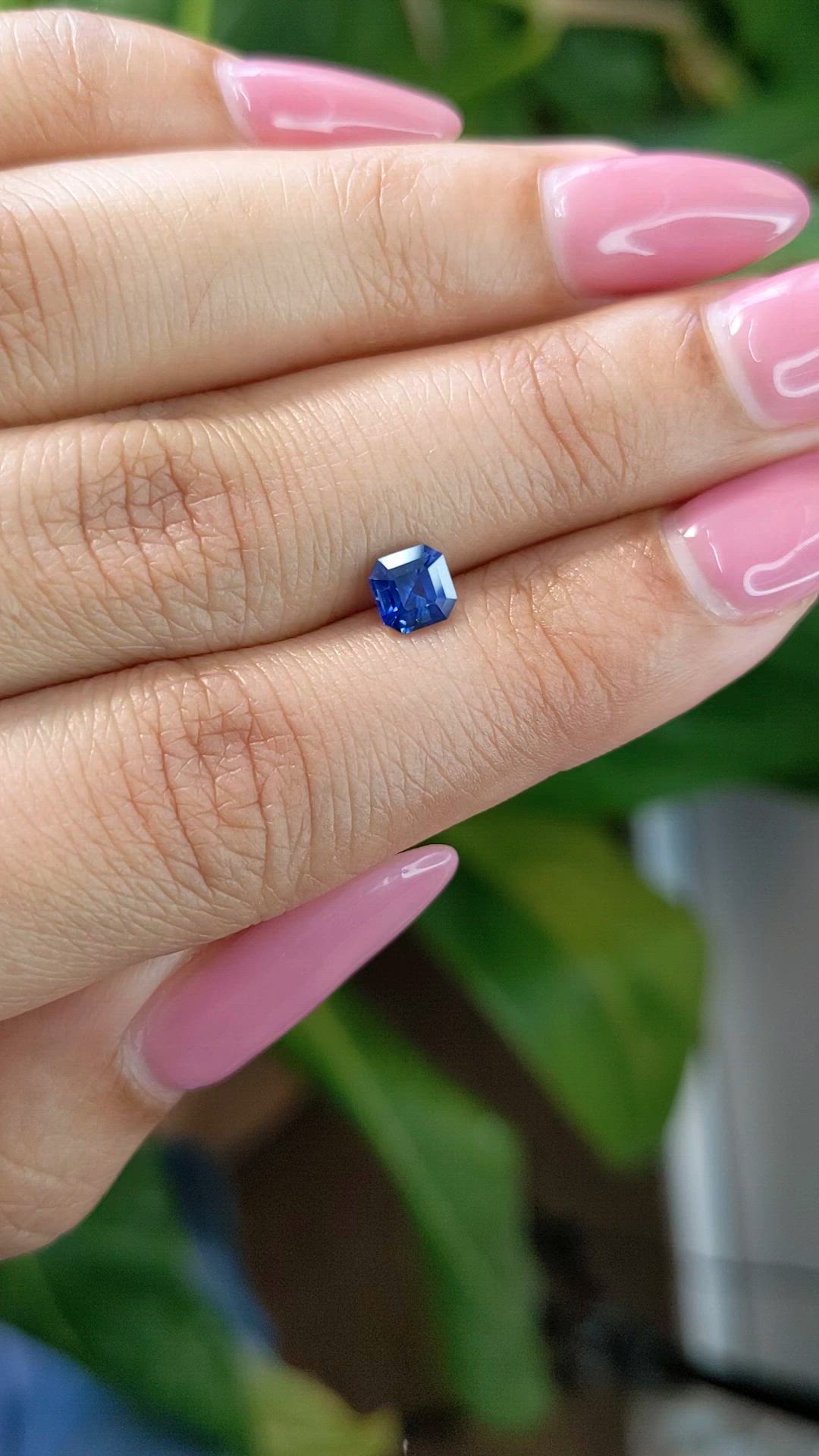 0.71 Ct. Blue Sapphire from Ceylon (Sri Lanka) Size Video