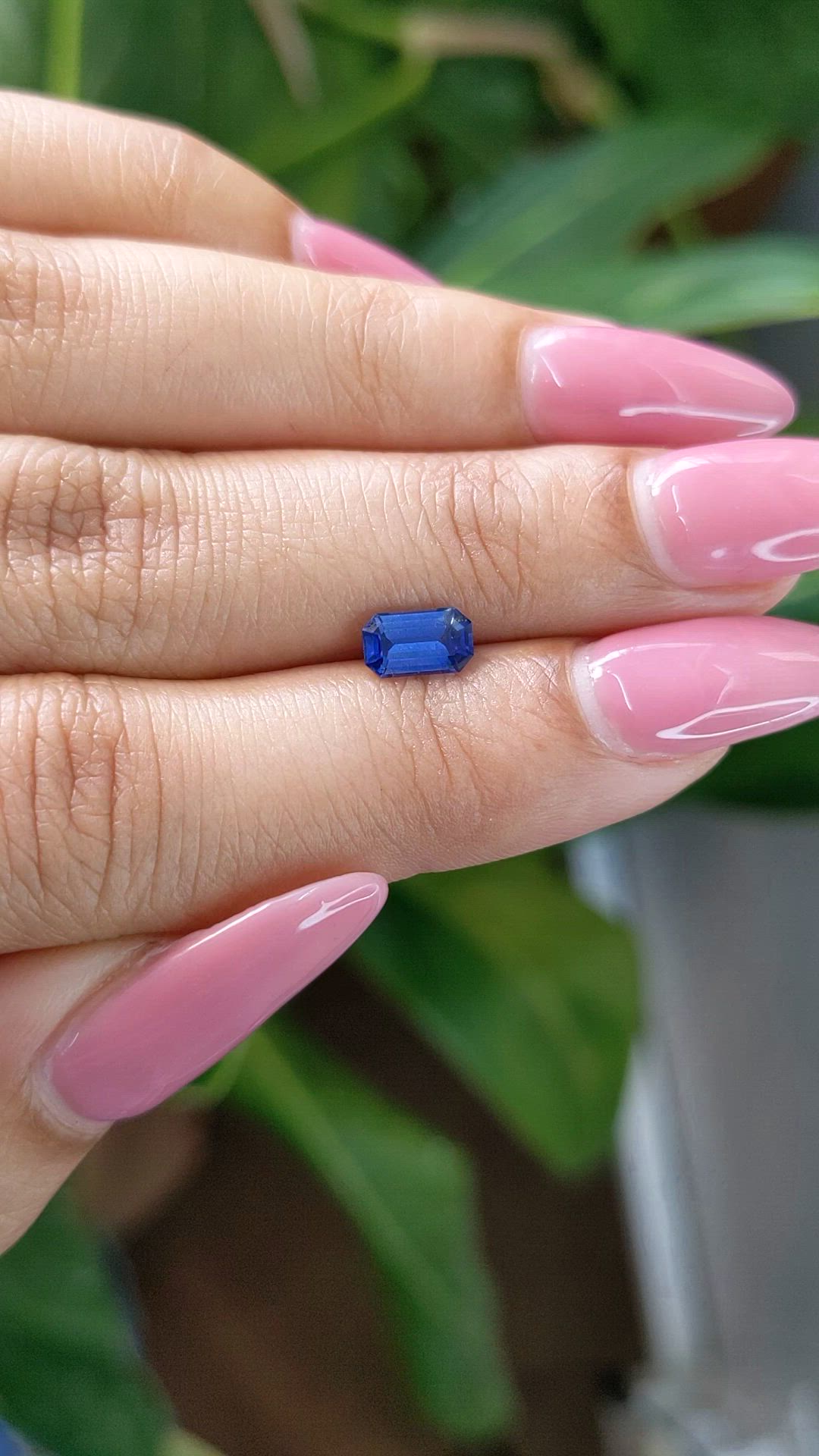 0.94 Ct. Blue Sapphire from Ceylon (Sri Lanka) Size Video