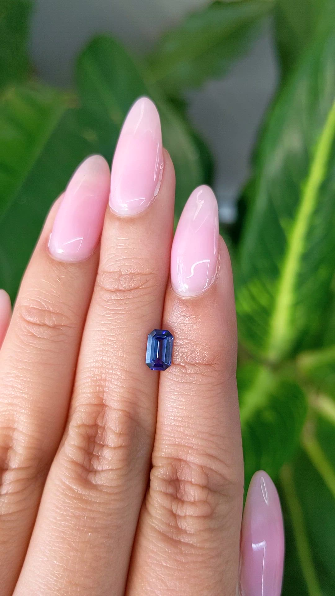 0.82 Ct. Blue Sapphire from Ceylon (Sri Lanka) Size Video