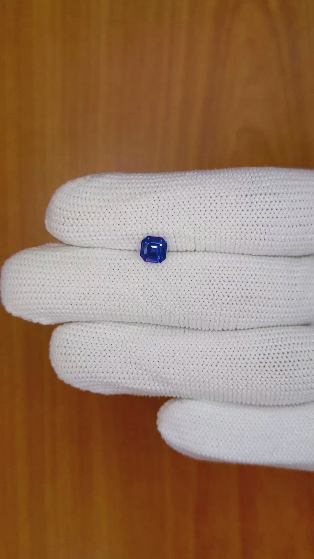 0.87 Ct. Blue Sapphire from Ceylon (Sri Lanka) Size Video