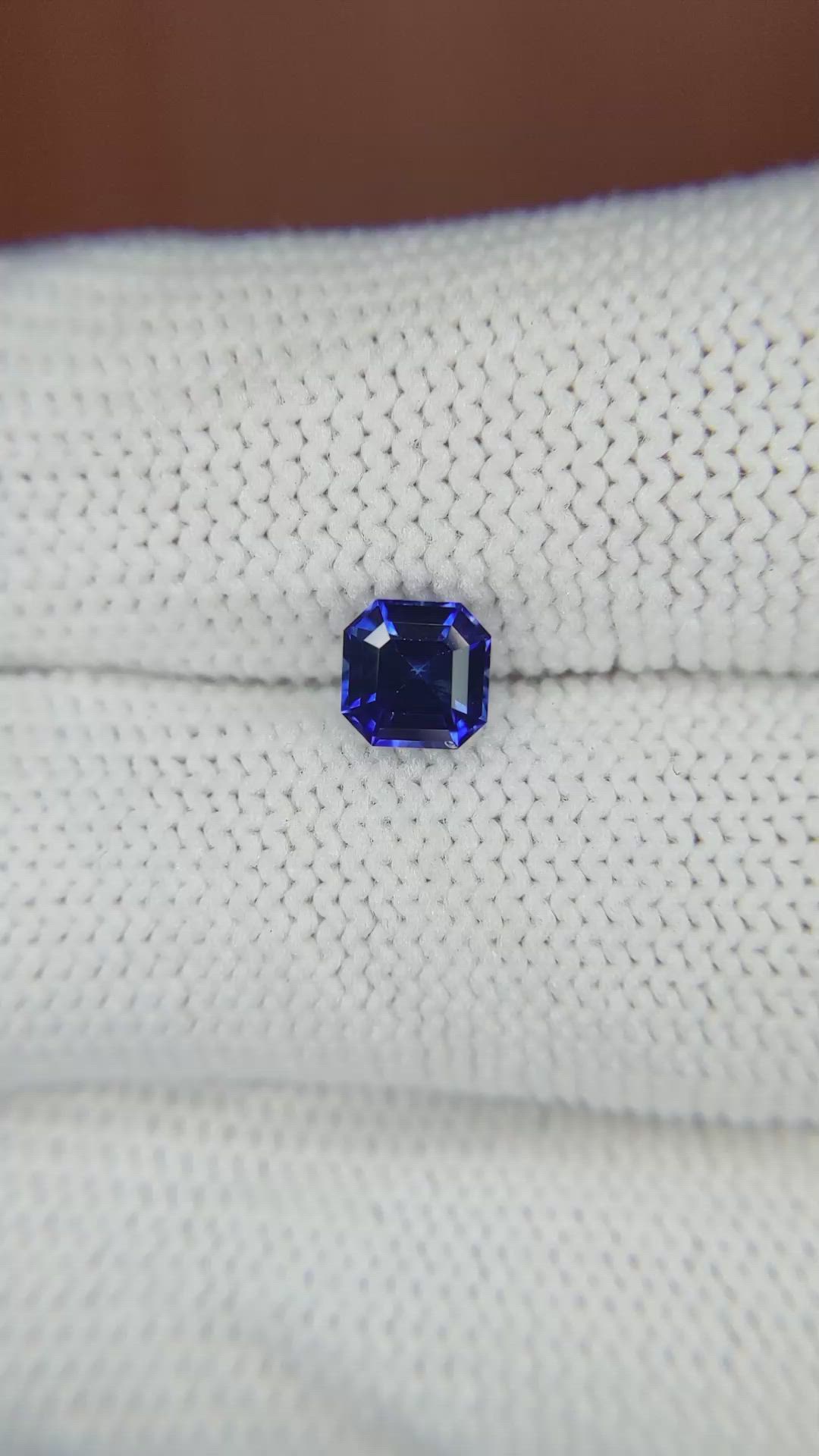 0.87 Ct. Blue Sapphire from Ceylon (Sri Lanka) Size Video
