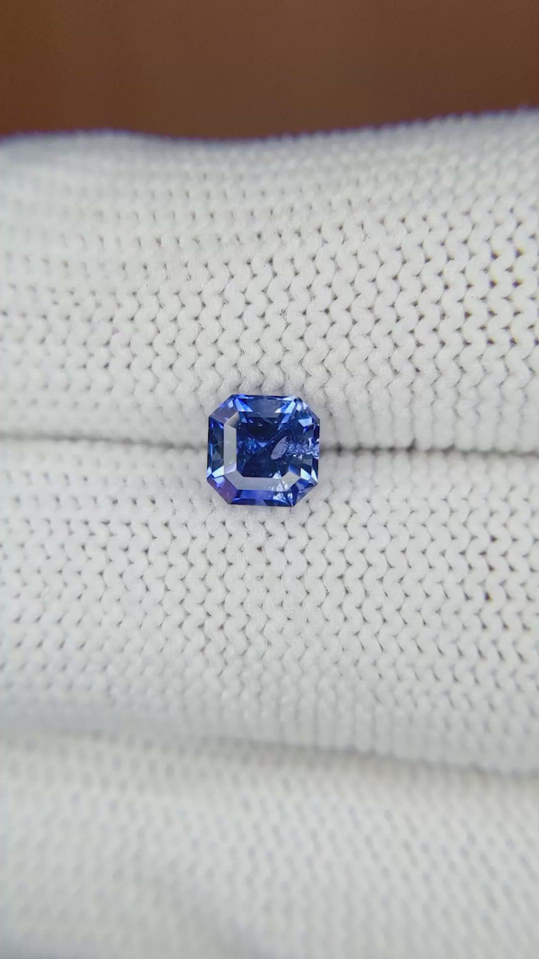 1.16 Ct. Blue Sapphire from Ceylon (Sri Lanka) Size Video