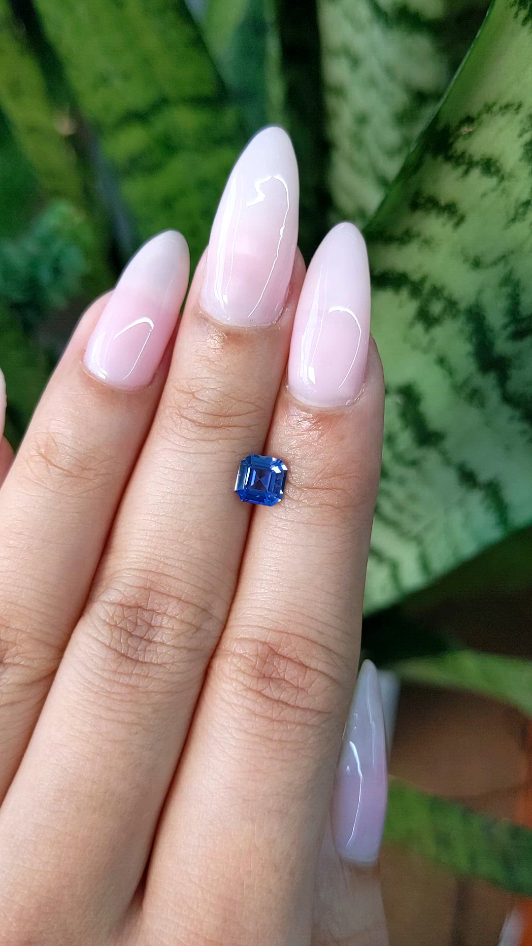 0.95 Ct. Blue Sapphire from Ceylon (Sri Lanka) Size Video