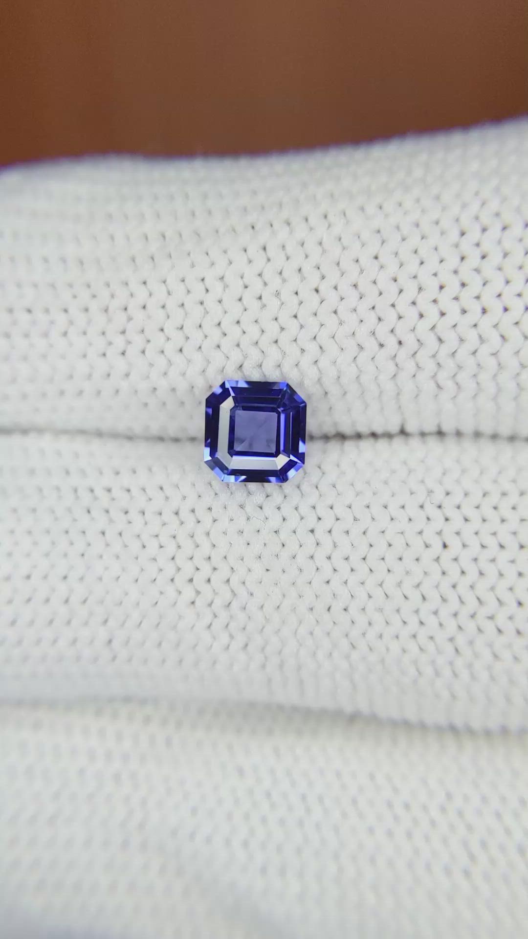 0.95 Ct. Blue Sapphire from Ceylon (Sri Lanka) Size Video