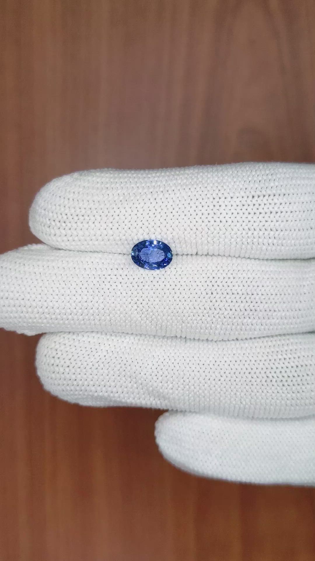 1.10 Ct. Blue Sapphire from Ceylon (Sri Lanka) Size Video