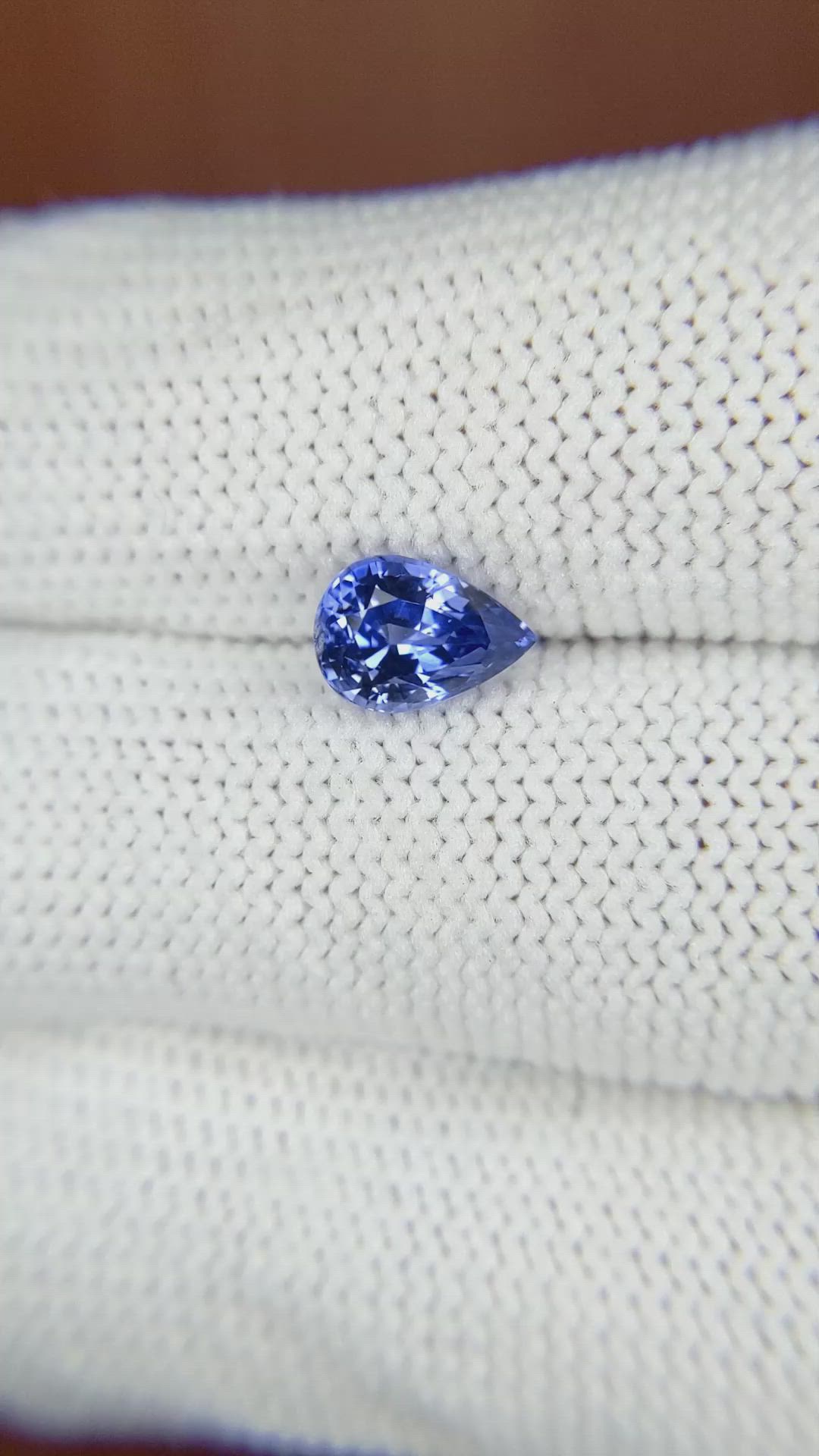 1.37 Ct. Blue Sapphire from Ceylon (Sri Lanka) Size Video