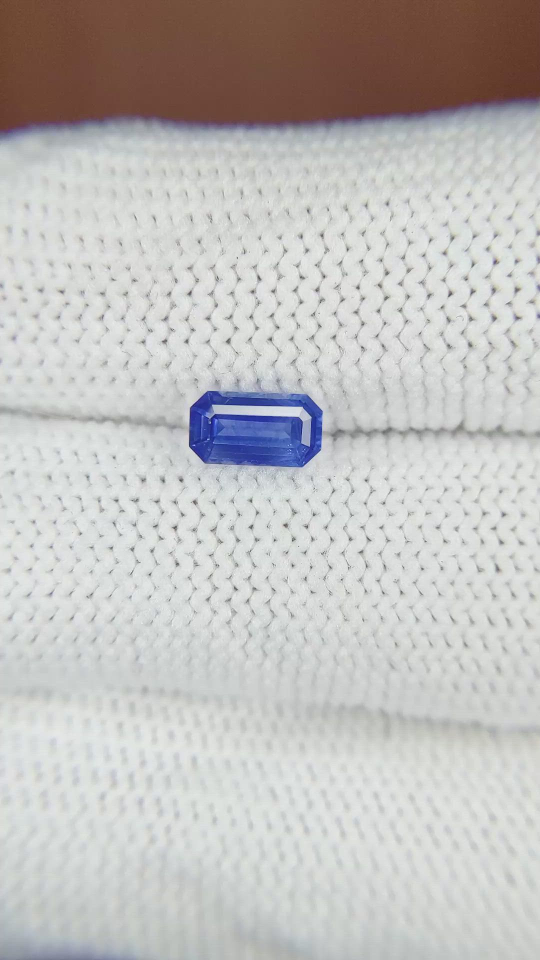 0.73 Ct. Blue Sapphire from Ceylon (Sri Lanka) Size Video