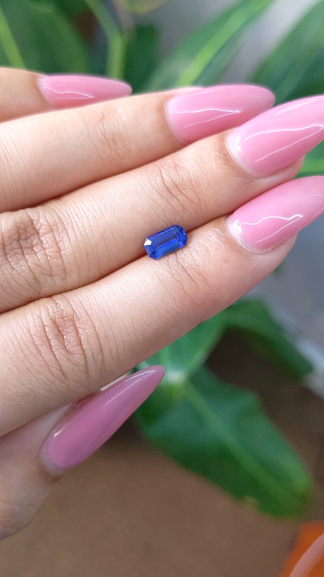 0.73 Ct. Blue Sapphire from Ceylon (Sri Lanka) Size Video