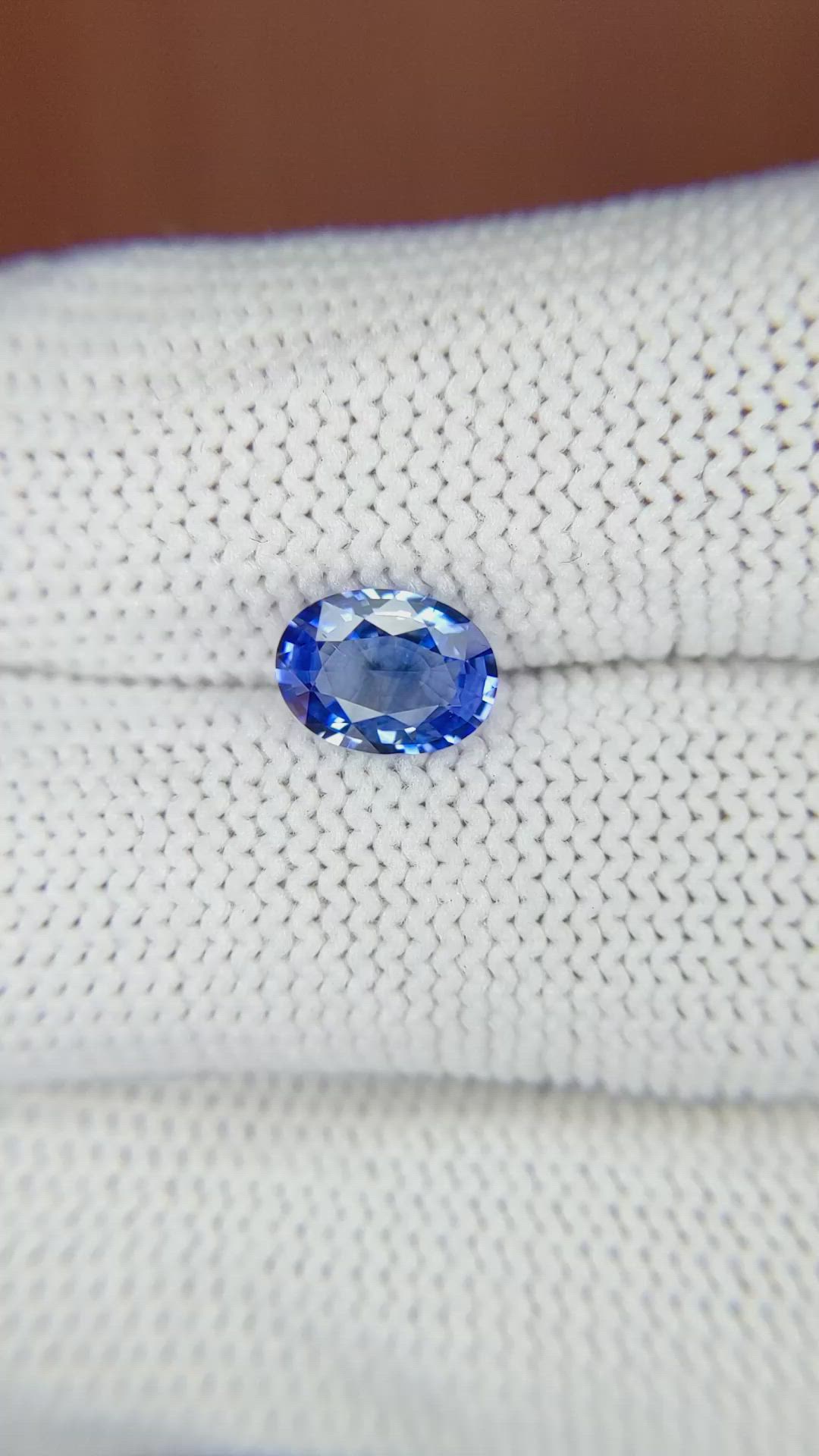 1.10 Ct. Blue Sapphire from Ceylon (Sri Lanka) Size Video
