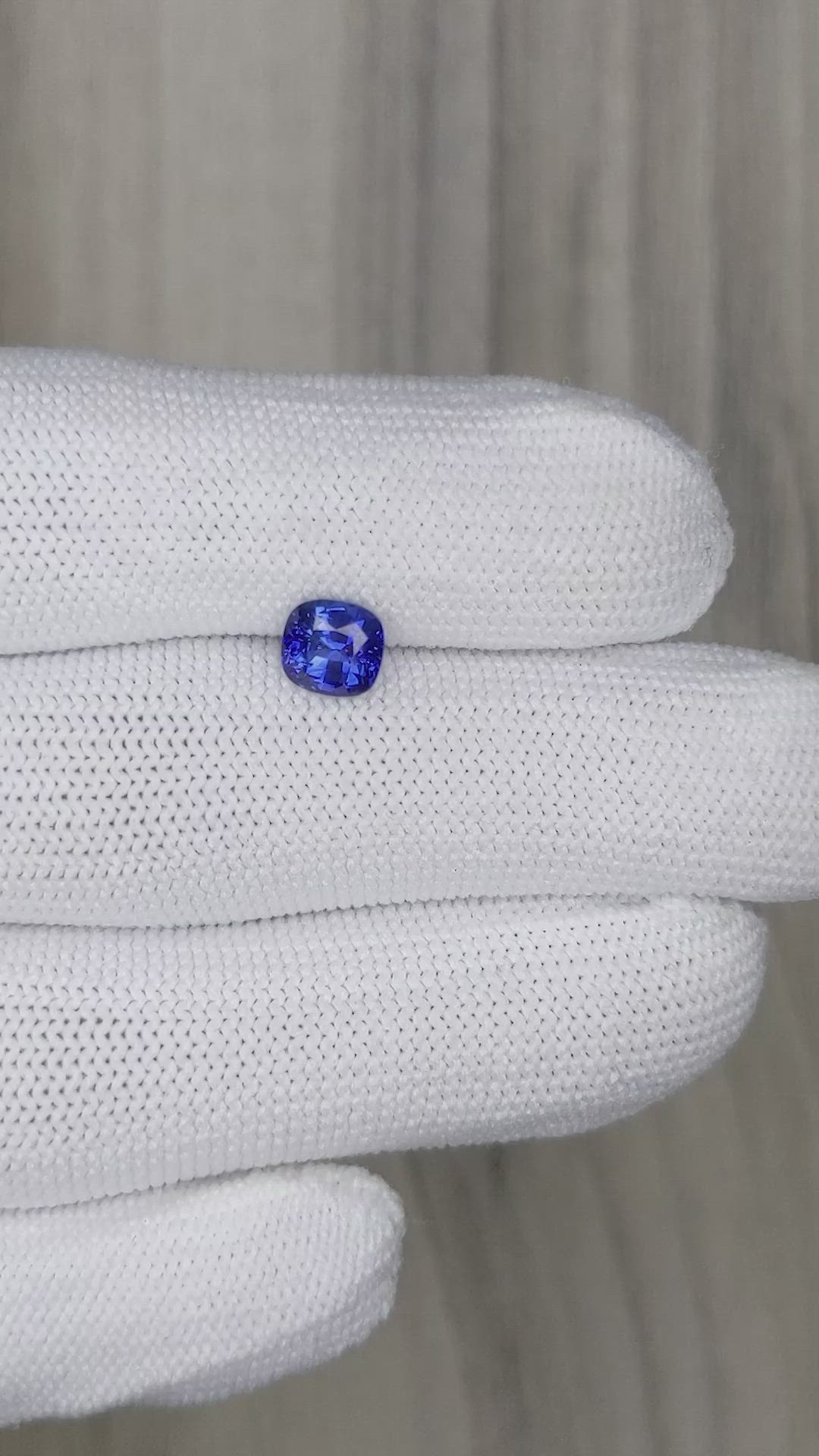 1.24 Ct. Blue Sapphire from Ceylon (Sri Lanka) Size Video