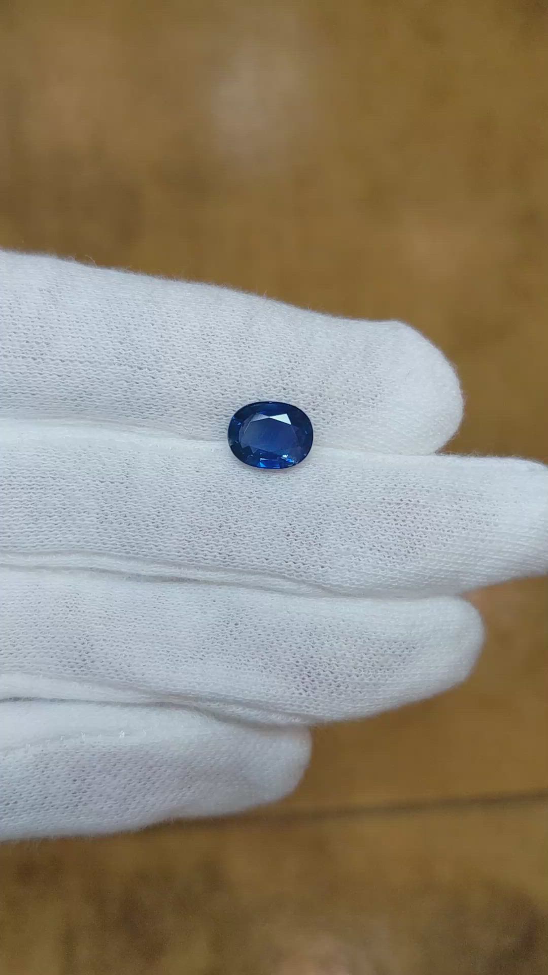 2.45 Ct. Blue Sapphire from Ceylon (Sri Lanka) Size Video