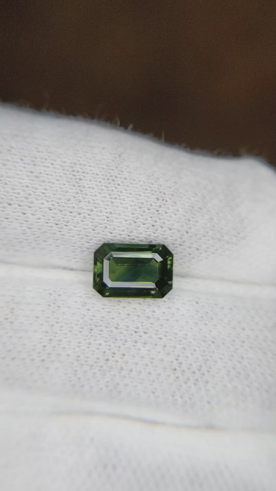2.07 Ct. Bluish Green Sapphire from Ceylon (Sri Lanka) Size Video