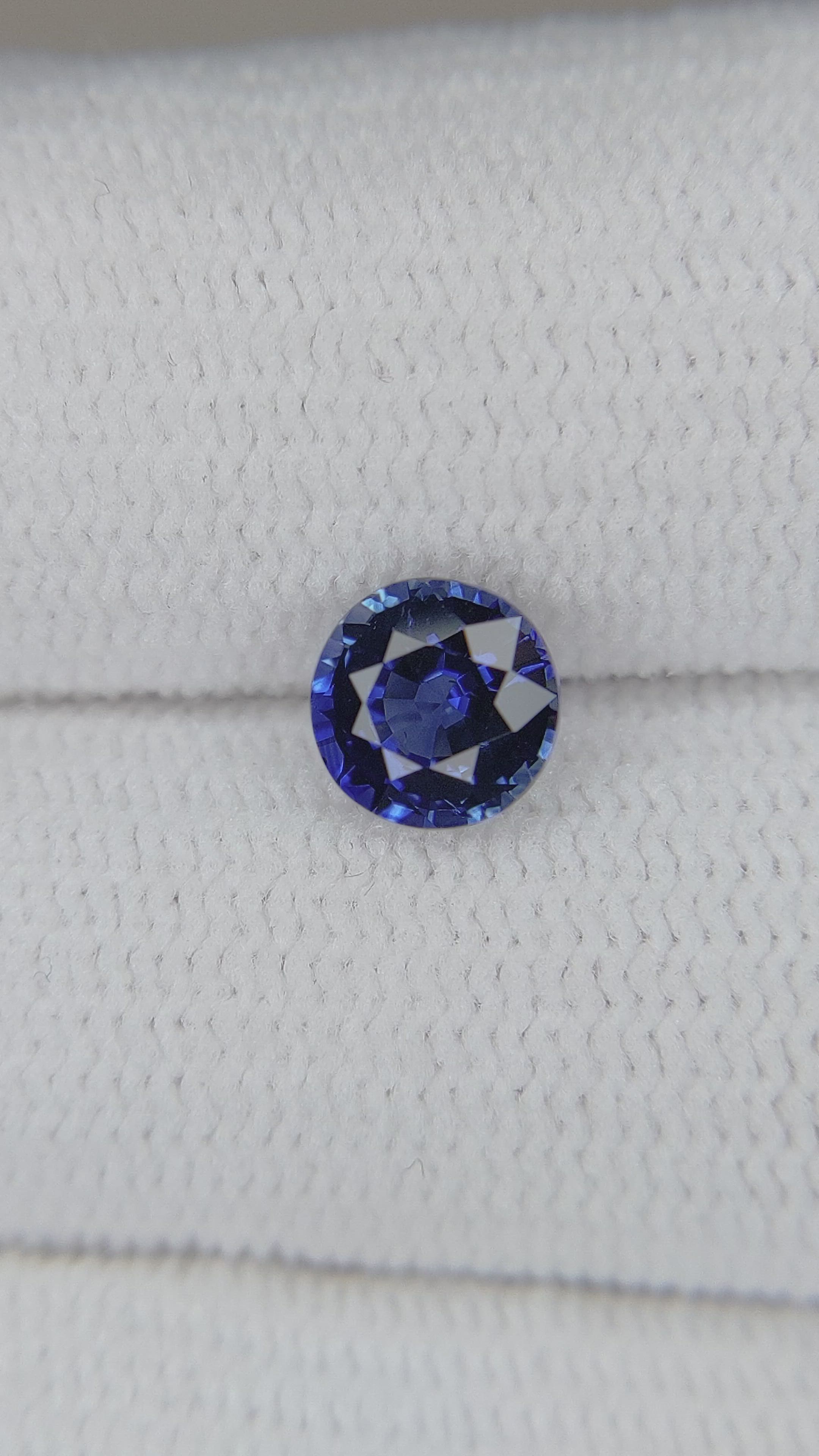 0.92 Ct. Blue Sapphire from Ceylon (Sri Lanka) Size Video